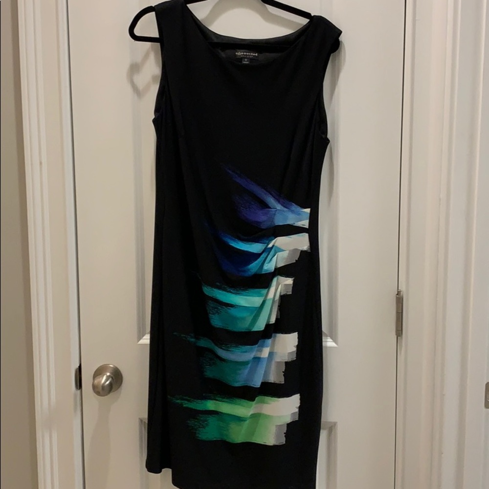 Great sleeveless women’s dress
